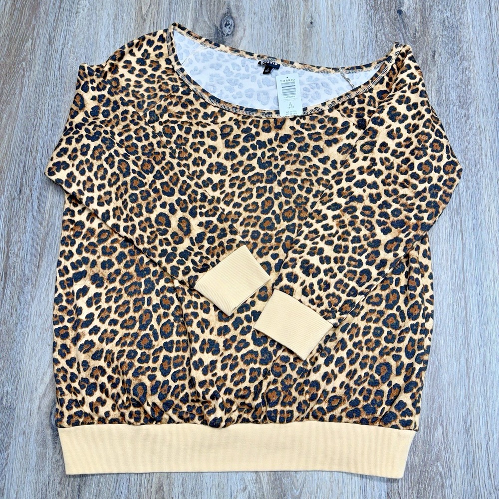 Torrid Leopard Print Shirt Womens 2X Long Sleeve Off-Shoulder NWT